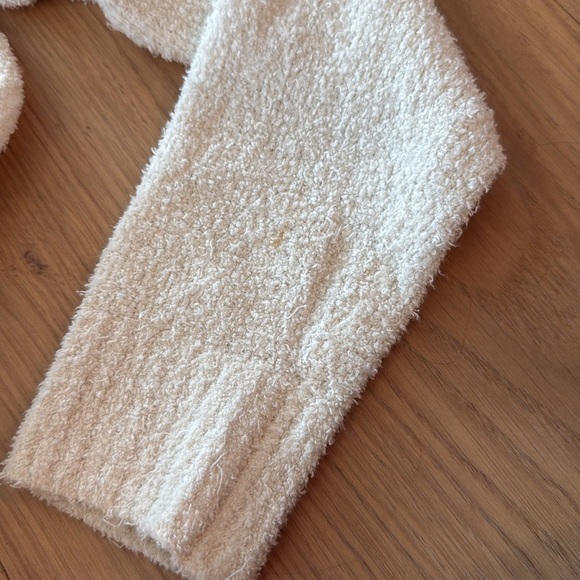 Vince | Teddy fleece sweater | cream | size Large - Picture 8 of 8